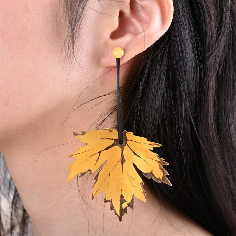 Kokorosa Earring Cutting Dies with Maple Leaf