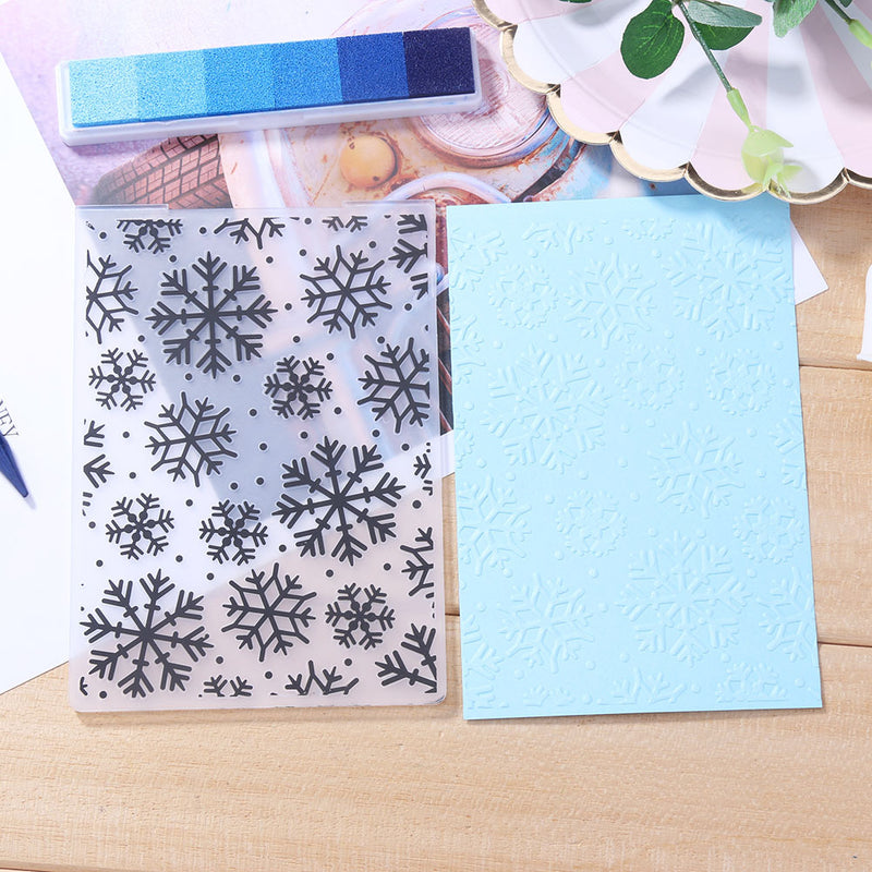 Kokorosa Plastic Snowflakes Embossing Folder