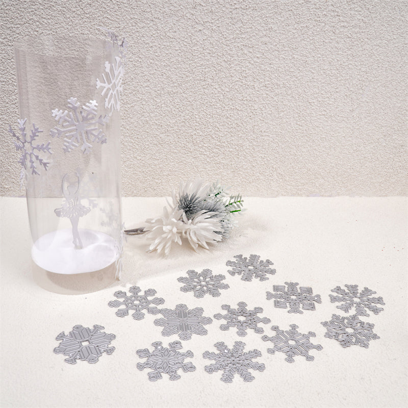 Kokorosa Metal Cutting Dies With 12Pcs Snowflakes